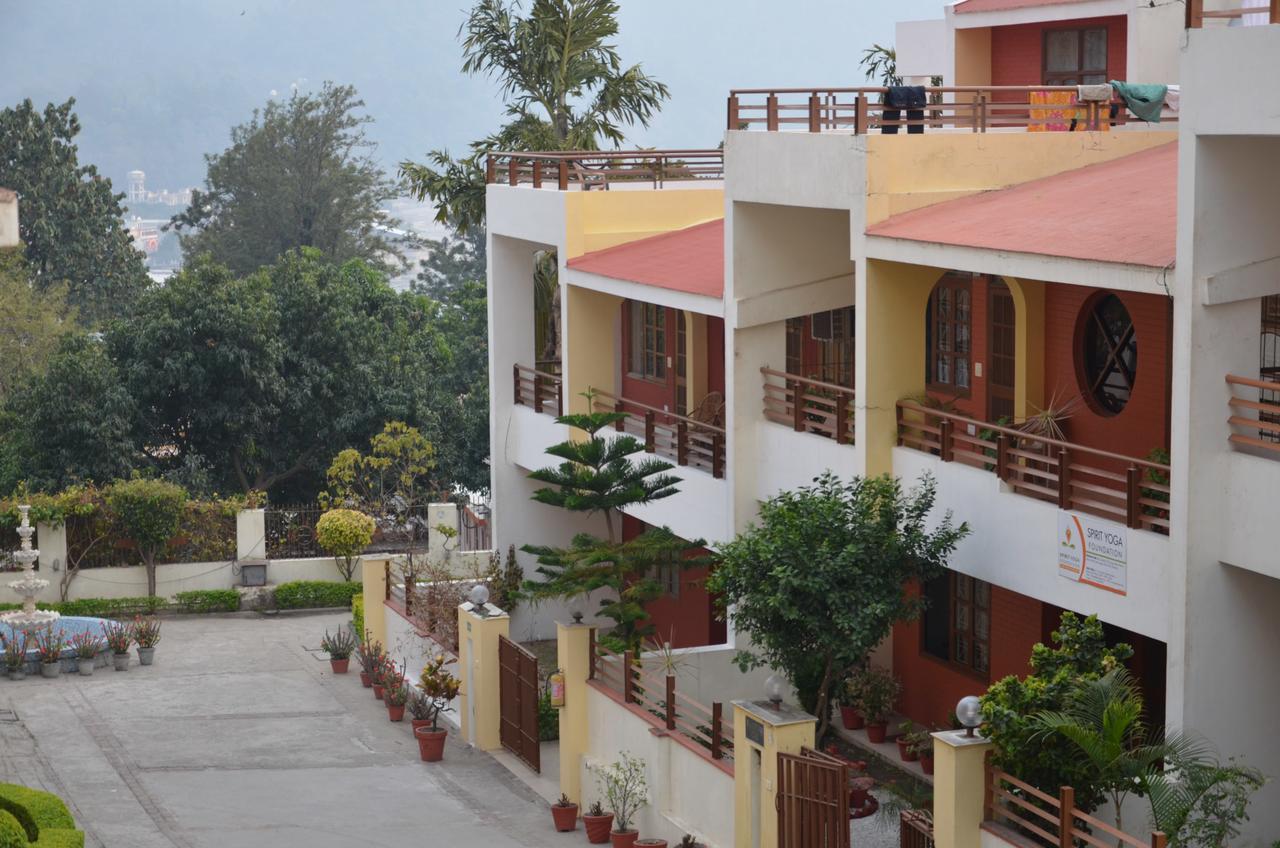 Ganga Vatika Ayurveda Bhavan Hotel Rishikesh Exterior photo